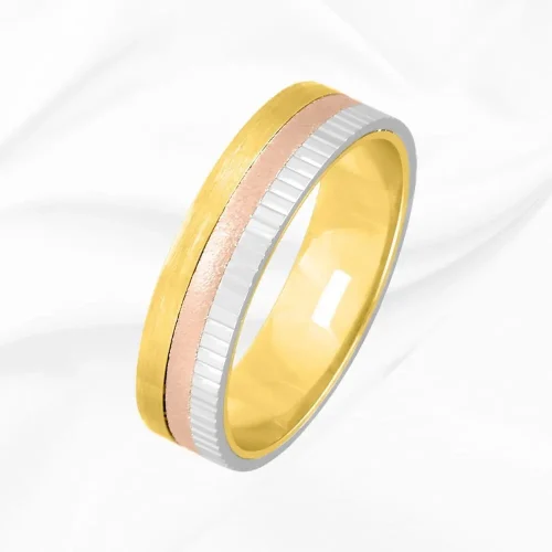 Alliance ruban 3 ors 750/000, 3 effets : mat, satiné et strié, L'Etabli du Bijoutier