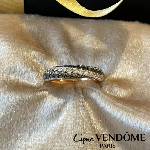 Bague demi alliance en or rose, diamants blanc, diamants noirs et diamants bruns Ligne Vendôme, L'Etabli du Bijoutier