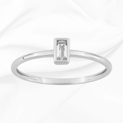 Solitaire en or blanc 375/000, zirconium baguette, serti clos, Roxane, L'Etabli du Bijoutier, Haguenau