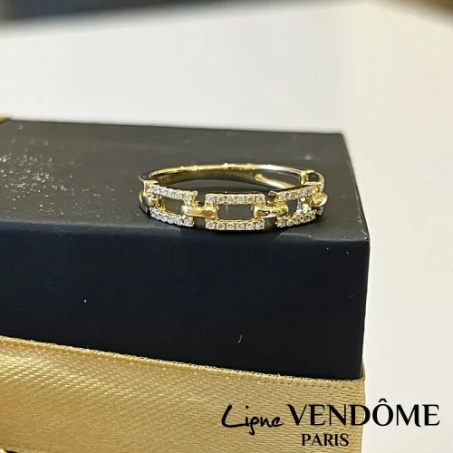 Bague fine 4 rectangles en or jaune 750/000, Ligne Vendôme, L'Etabli du Bijoutier