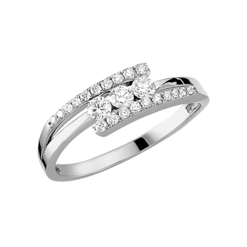 Bague Harmonie en or blanc 18 carats, trois diamants centraux et lignes entrelacées serties de diamants.