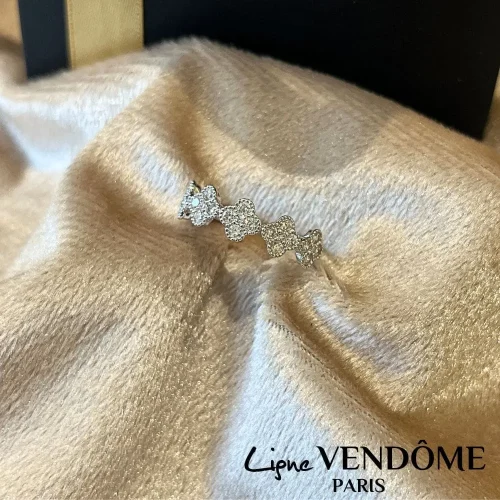 Bague multi trèfles en or Blanc 18k et diamants, Ligne Vendôme, L'Etabli du Bijoutier