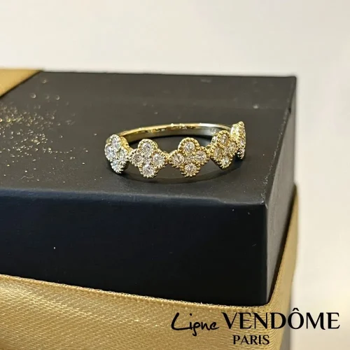 Bague multi trèfles en or Jaune 18k et diamants, Ligne Vendôme, L'Etabli du Bijoutier