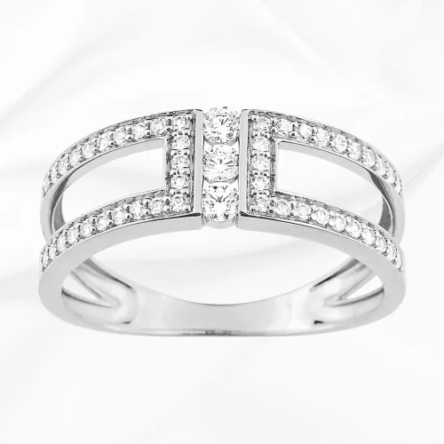 Bague trilogie en or blanc 18k et pavage oxydes de zirconium, L'Etabli du Bijoutier