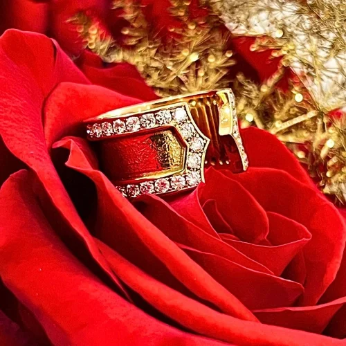 Bague femme originale, "comme une évidence", une signature unique de Régis Lanfranchi
