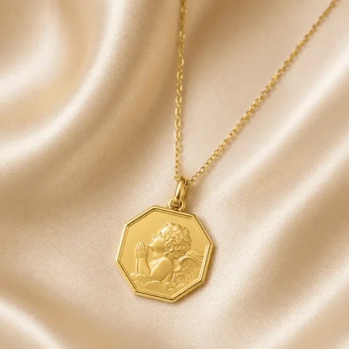 Médaille ange originale octogonale en or jaune, L'Etabli du Bijoutier, Haguenau