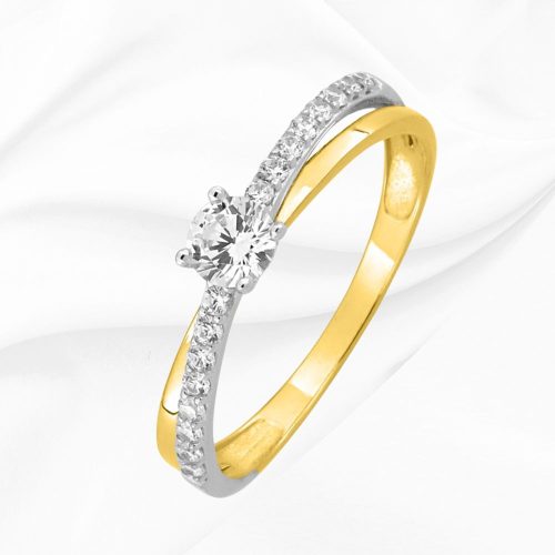 Solitaire accompagné entrelacé en or jaune 375/000, oxydes de zirconium, Solène, L'Etabli du Bijoutier, Haguenau